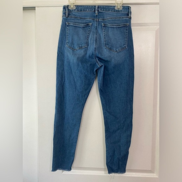 Ann Taylor Curvy Skinny High Rise Cropped Jeans - Picture 3 of 6